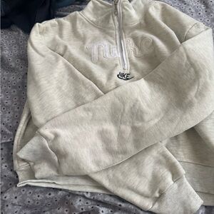 Nike Men's Zip-Up Sweater in Light Gray